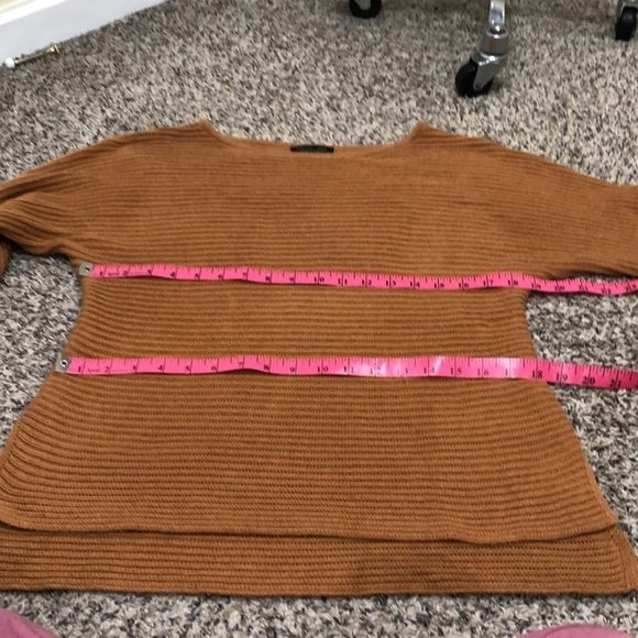 Rachel Zoe Sweater Size Medium Nutmeg Brown Ribbed Boat Neck Pullover - Picture 8 of 10